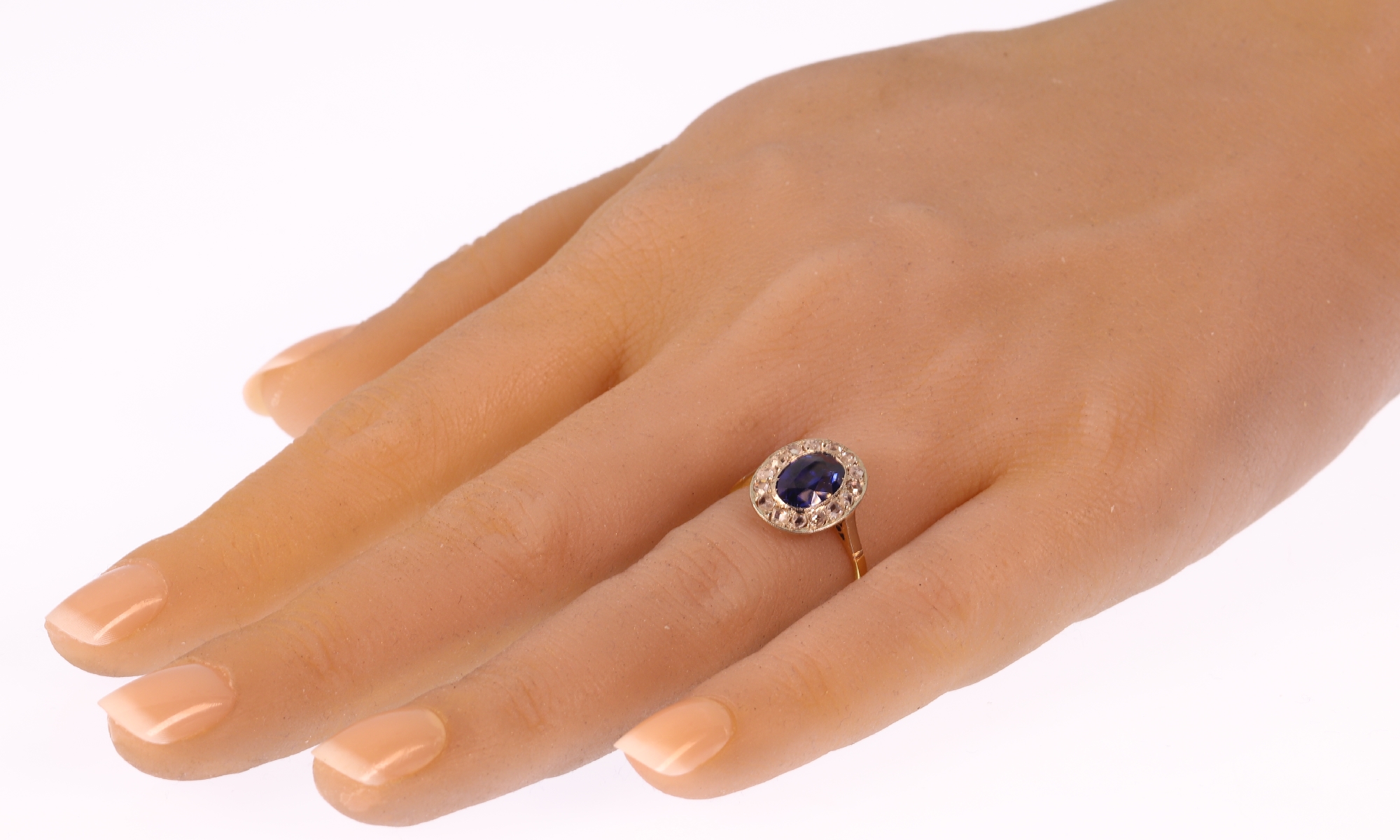 Estate diamond and sapphire anniversary or engagement ring (image 10 of 11)